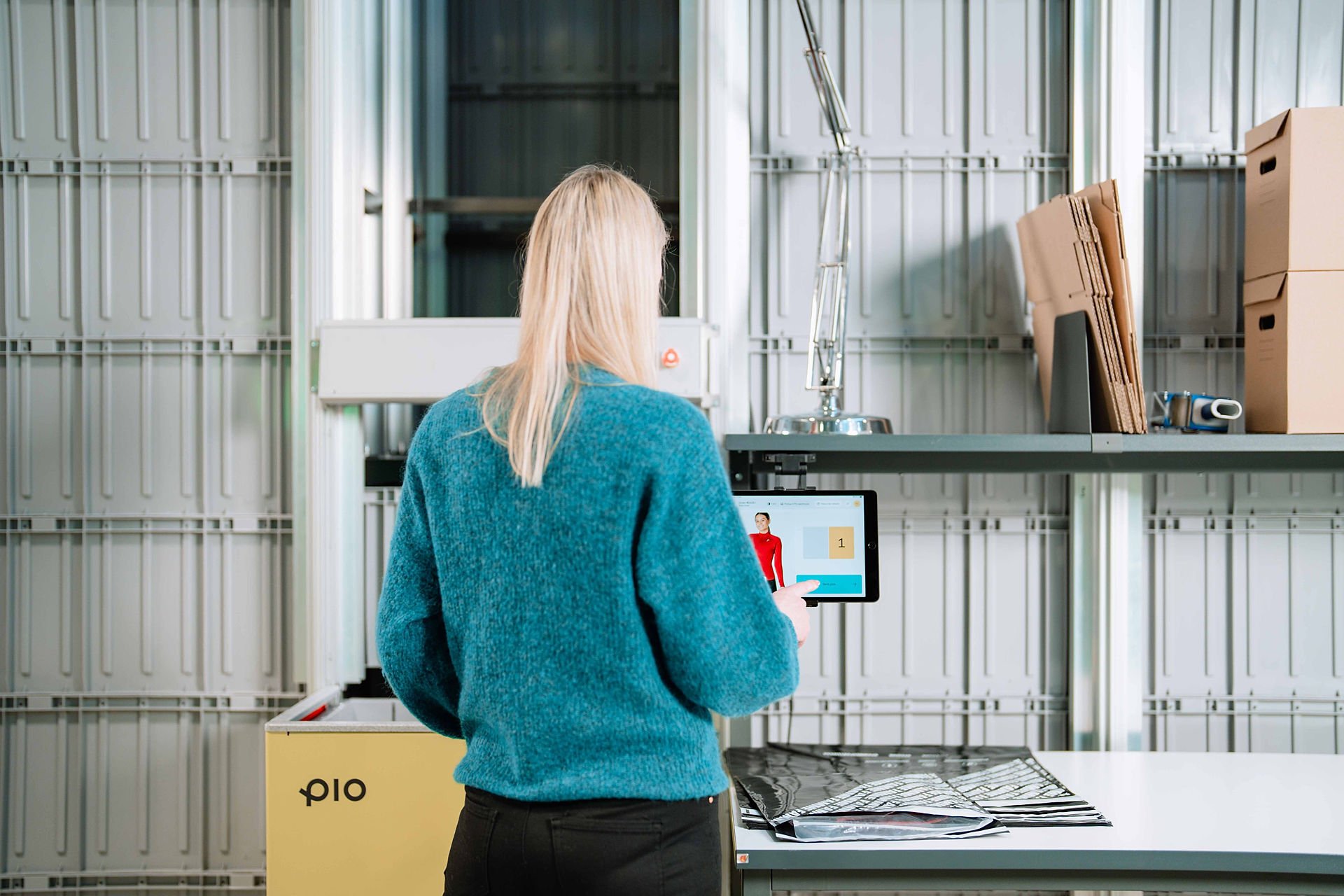 How to Manage Warehouse Returns More Efficiently