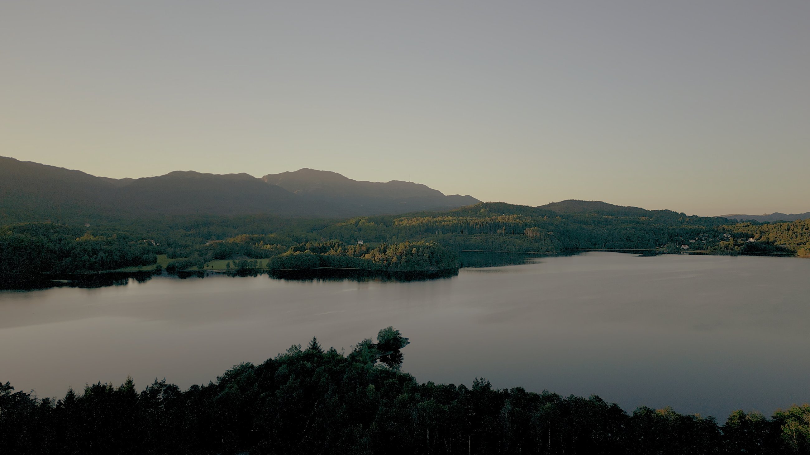 Real example of a retail company scaling fulfillment with warehouse automation technology.